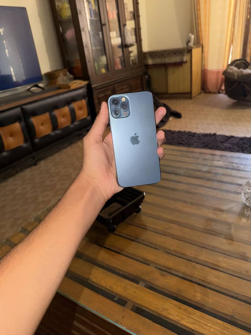 Apple iPhone 12 Pro 2