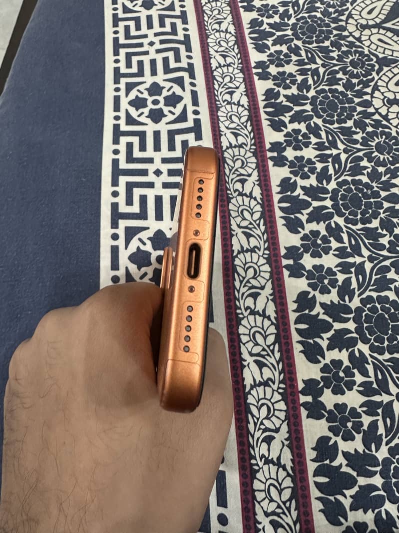 Apple iPhone 17 Pro 2