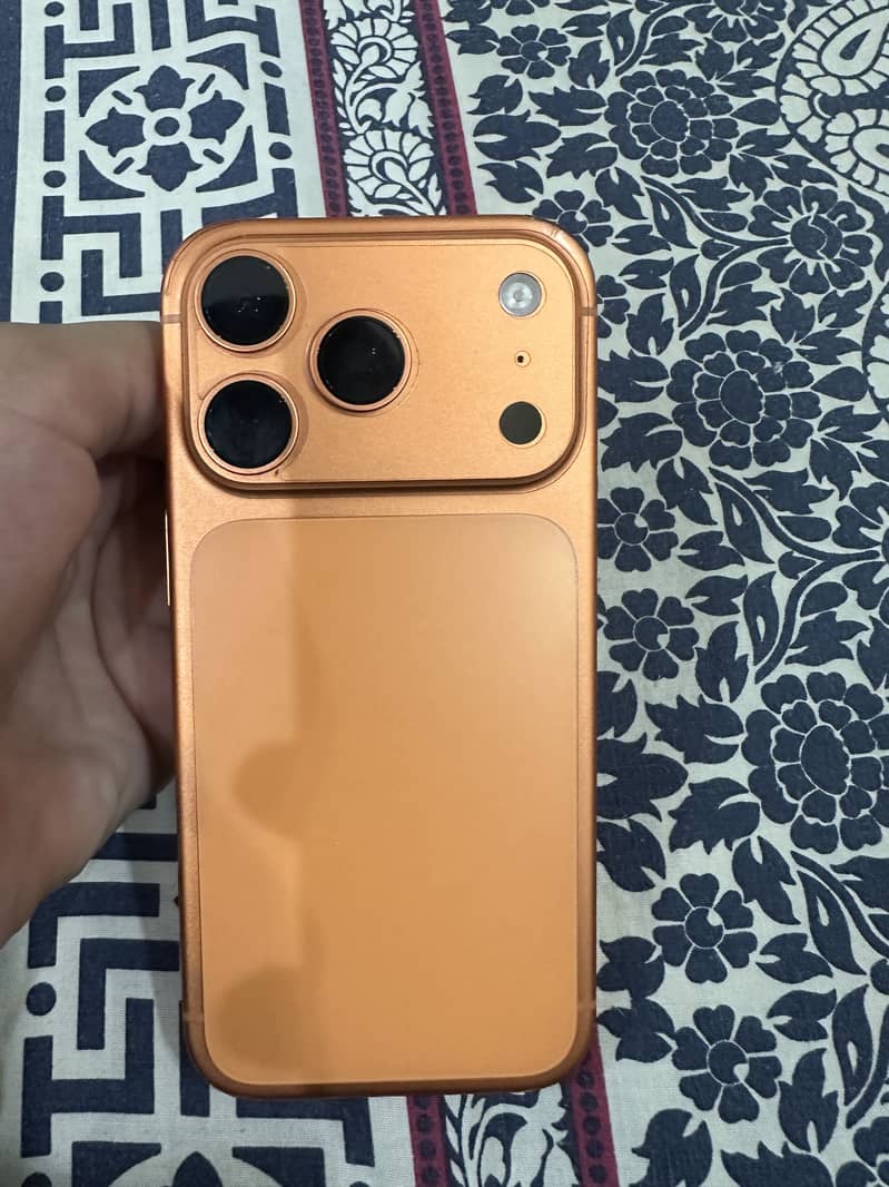 Apple iPhone 17 Pro 6