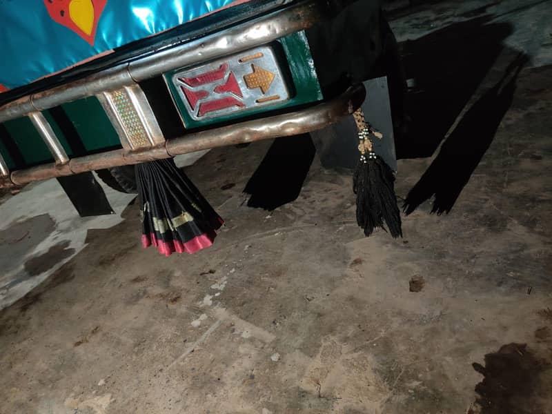 QiNGQi RiCKSHAW 7