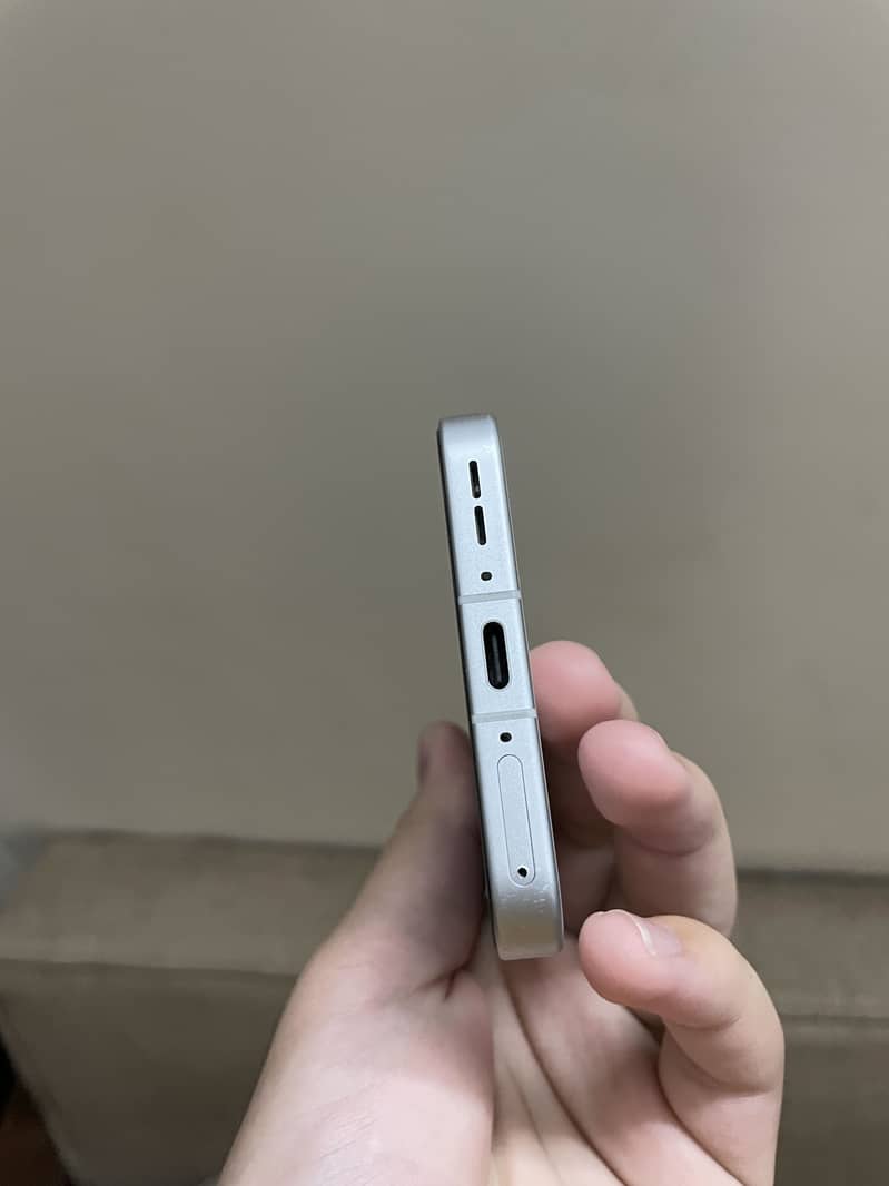 One Plus 13t 16/256 1
