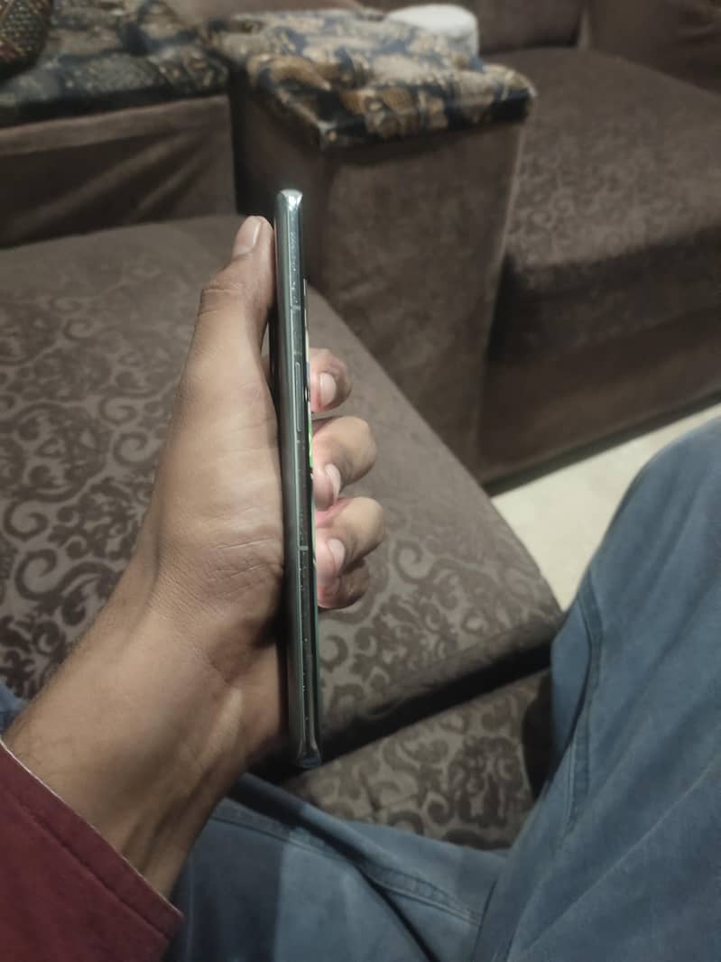 One Plus 11 4