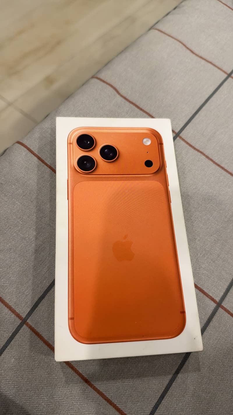 Apple iPhone 17 Pro Max 8