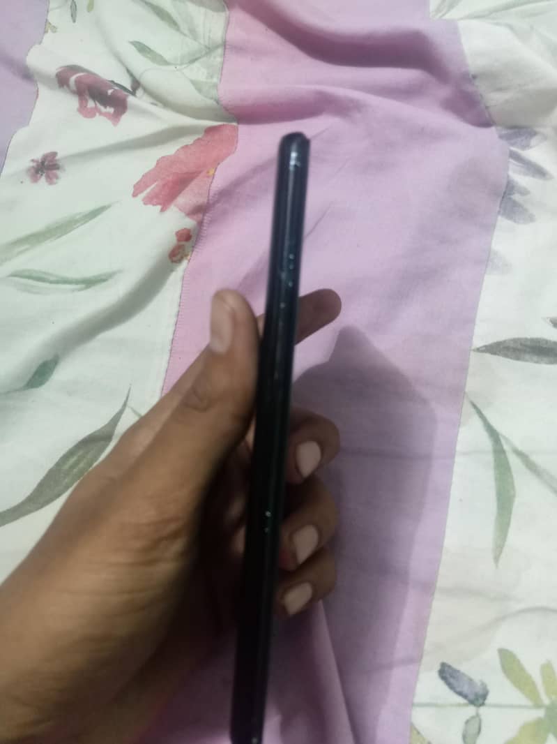 One Plus 6T 5