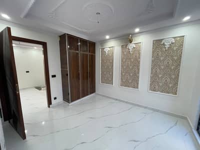 You Can Find A Gorgeous Prime Location House For sale In Sabzazar Scheme