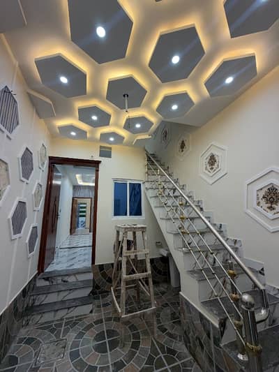 Prime Location Sabzazar Scheme House Sized 3 Marla Is Available