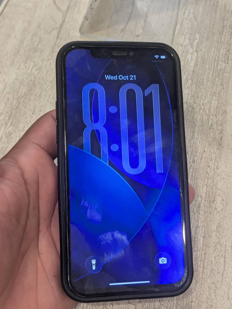 Apple iPhone 12 12