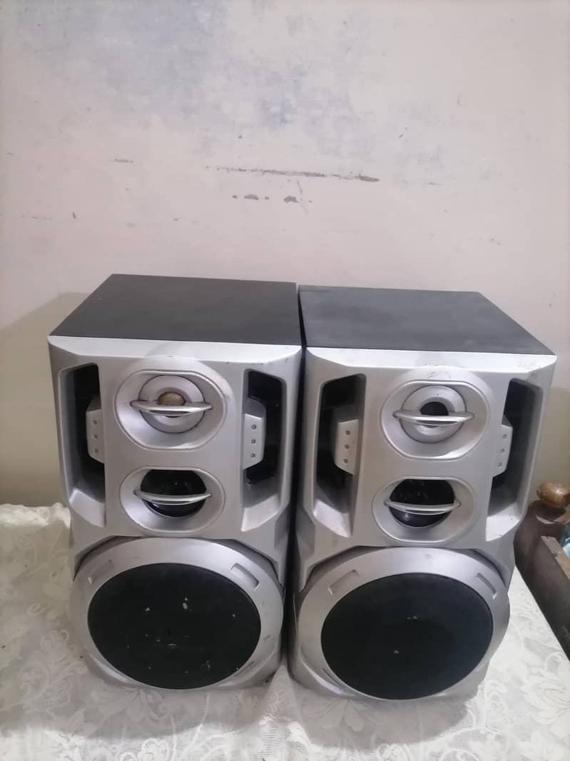 vector woofer 3