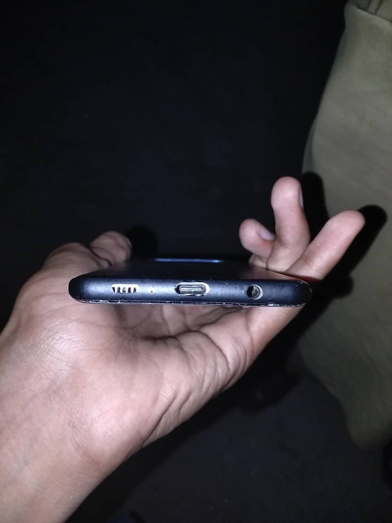 Samsung Mobile S10 Plus 2