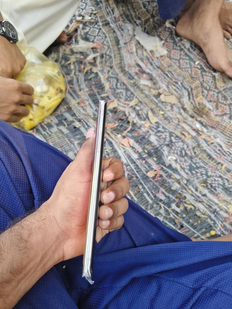 One Plus 8 6