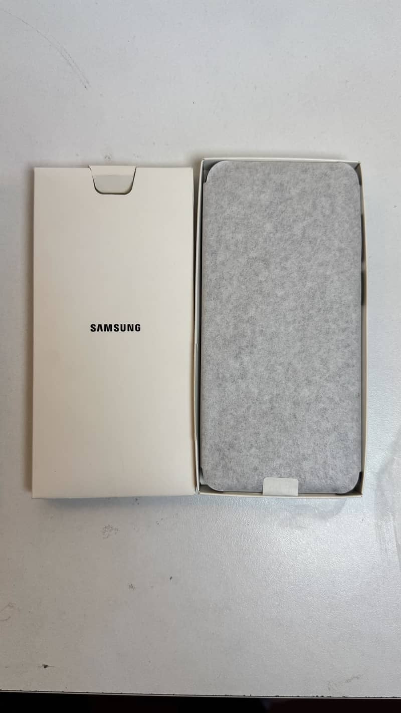 Samsung Mobile A16 9