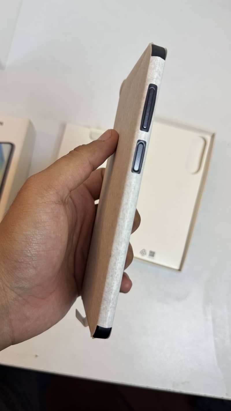 Samsung Mobile A16 16
