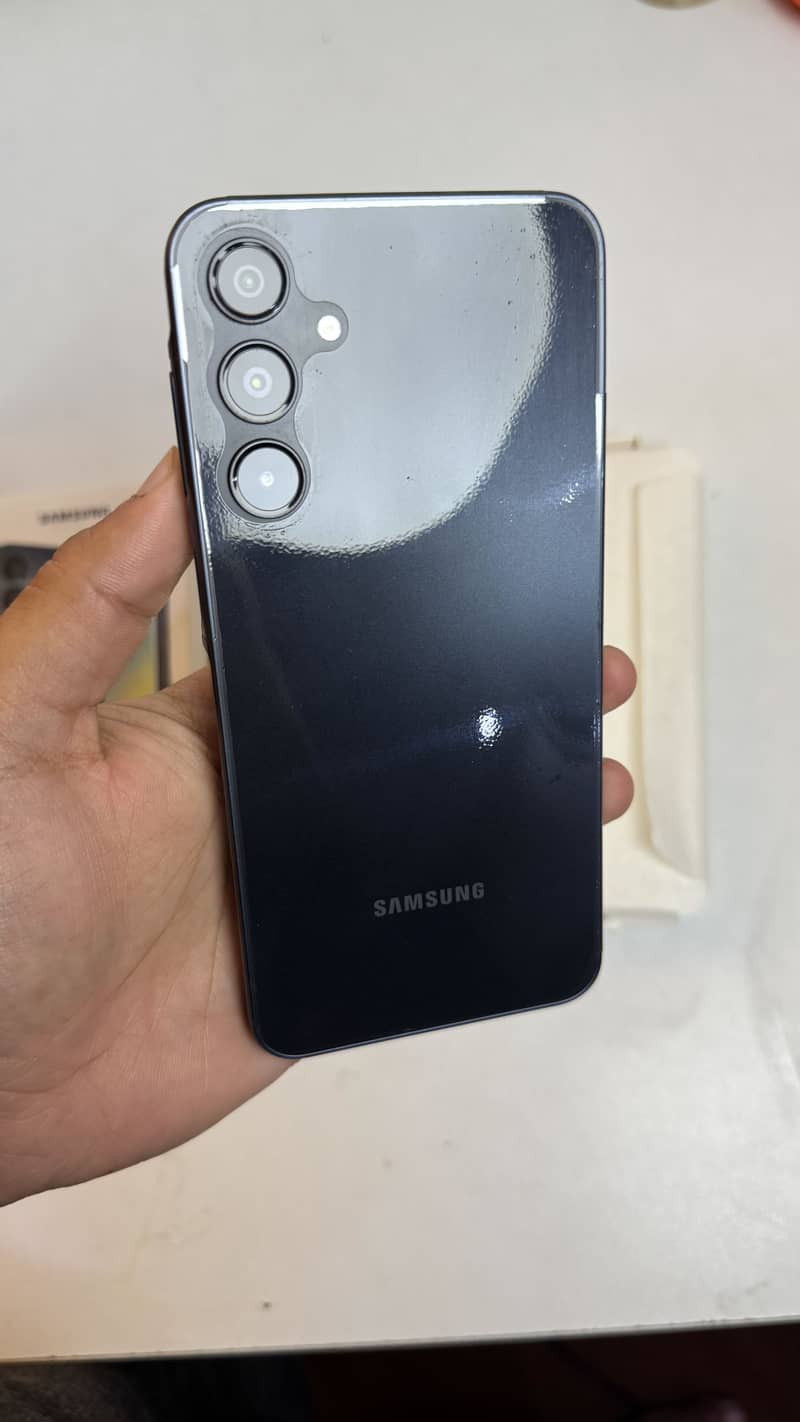 Samsung Mobile A16 17