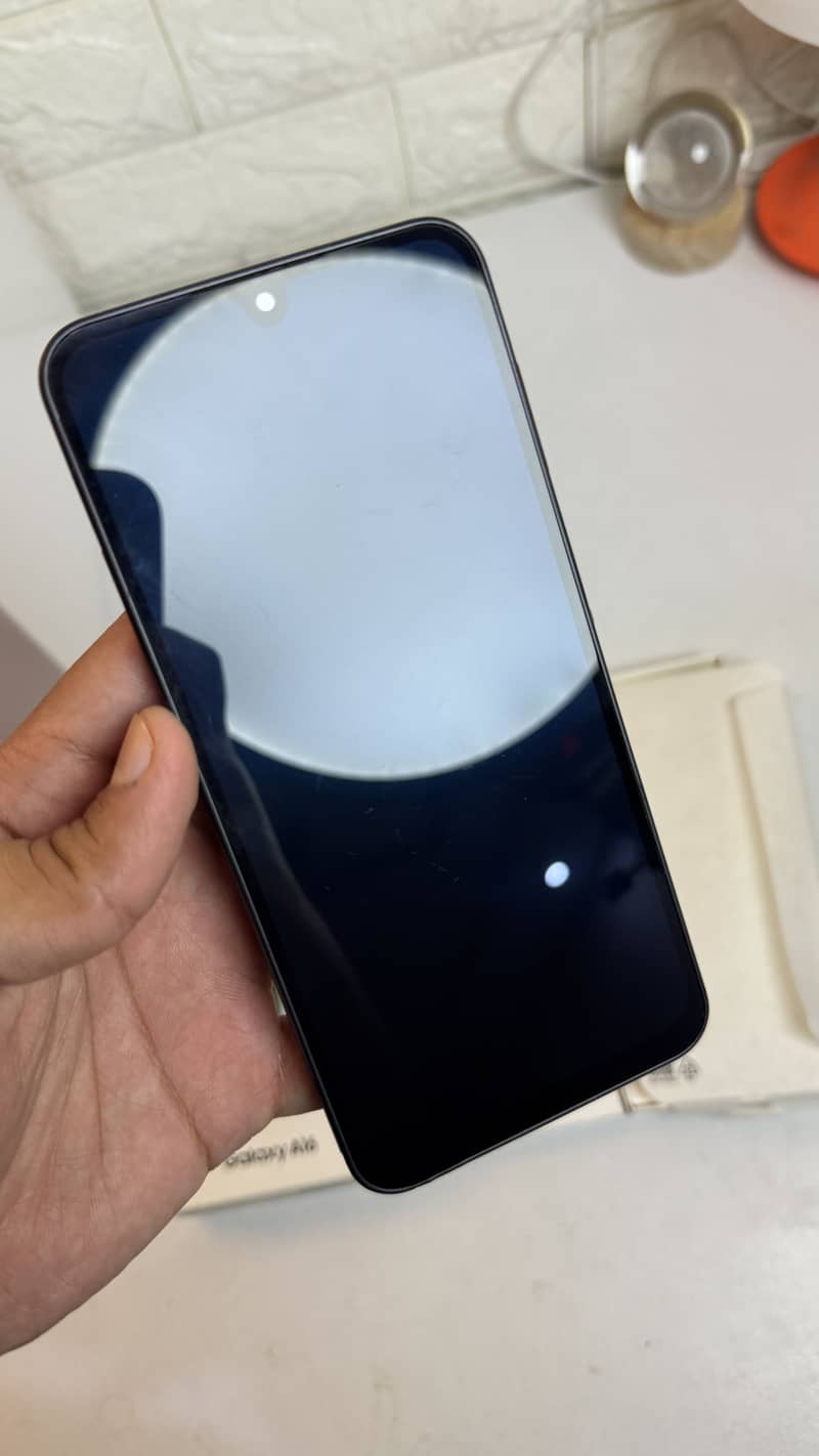 Samsung Mobile A16 18