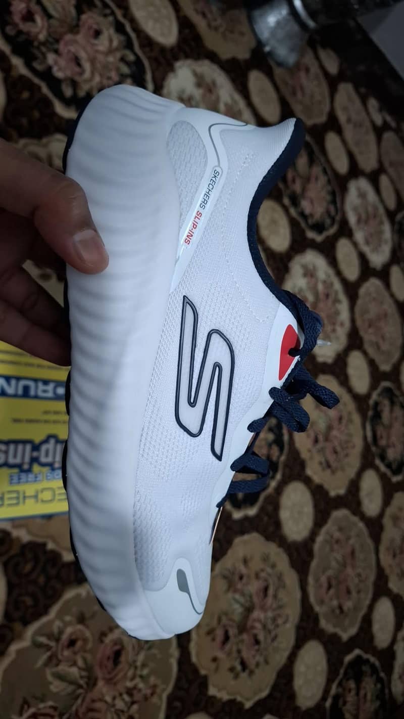 skechers 1