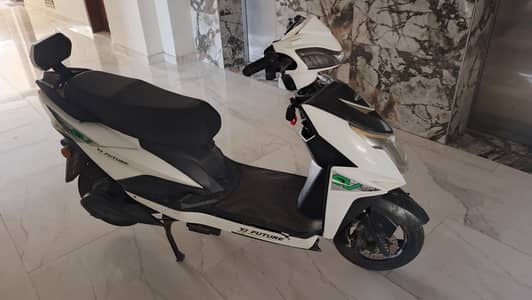 YJ Future electic bike, scooty, green power