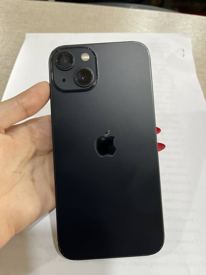 Apple iPhone 13 0