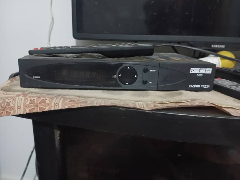 Dish and digital receiver 2