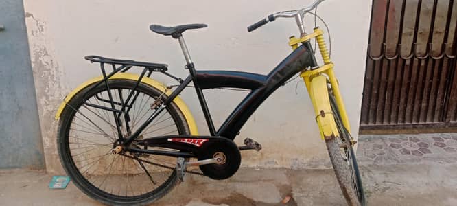 Sports and Power Black and yellow color cycle