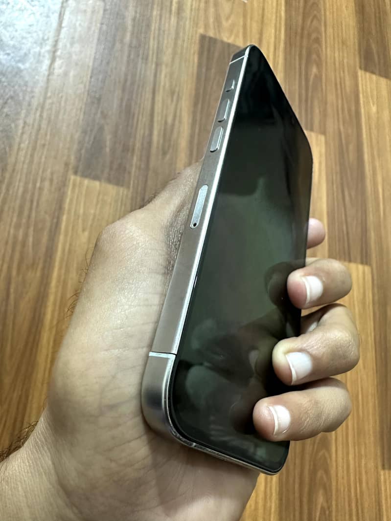 Apple iPhone 15 Pro 5