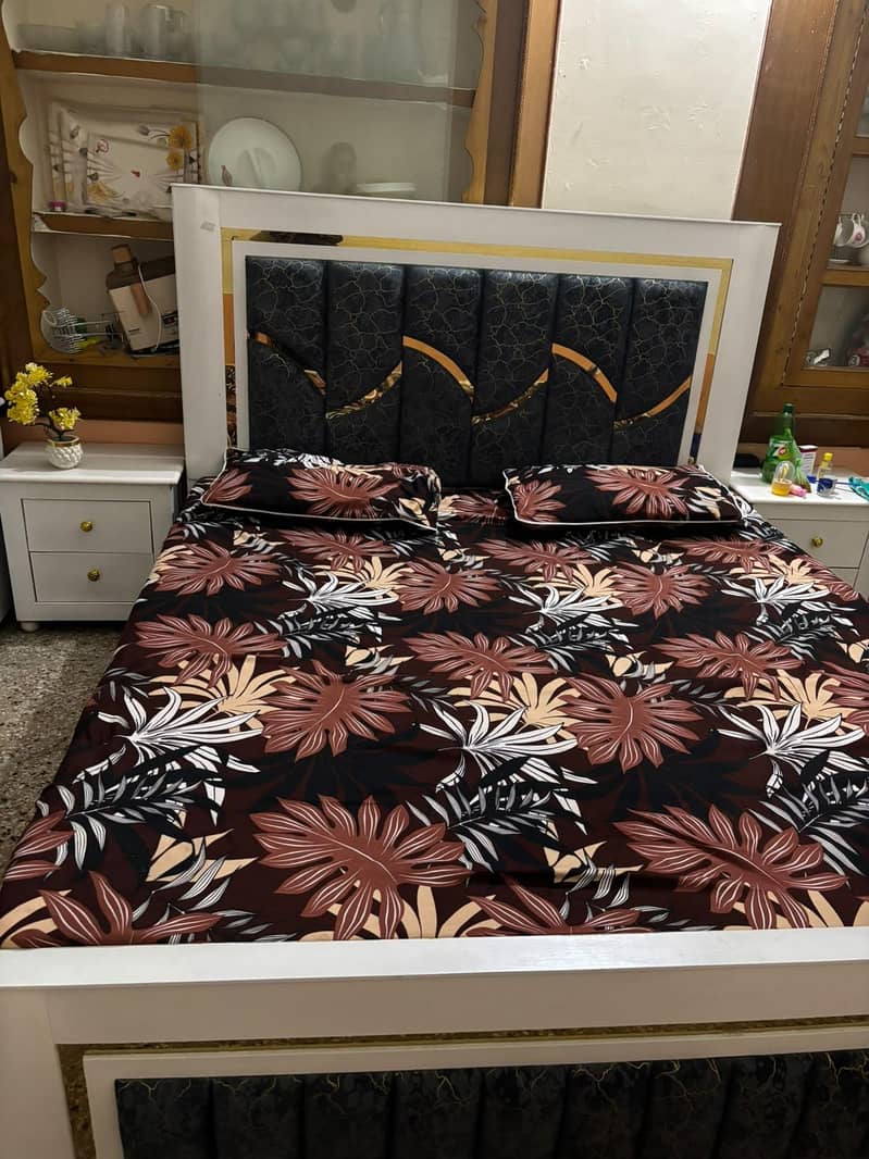 complete bedroom set 0