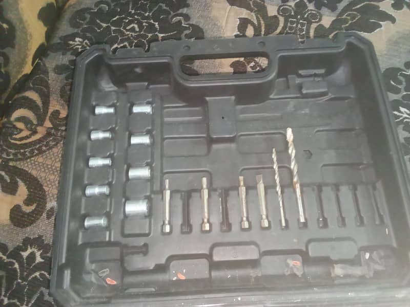 10/9 condition hy 4