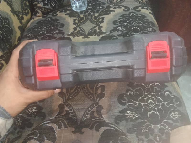10/9 condition hy 5