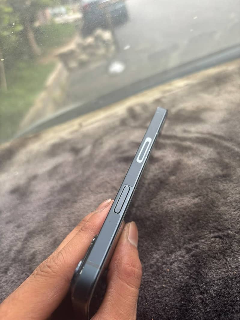 Iphone 14 JV 5