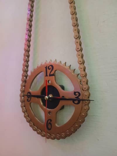 Chain Set wall Clock for Sale