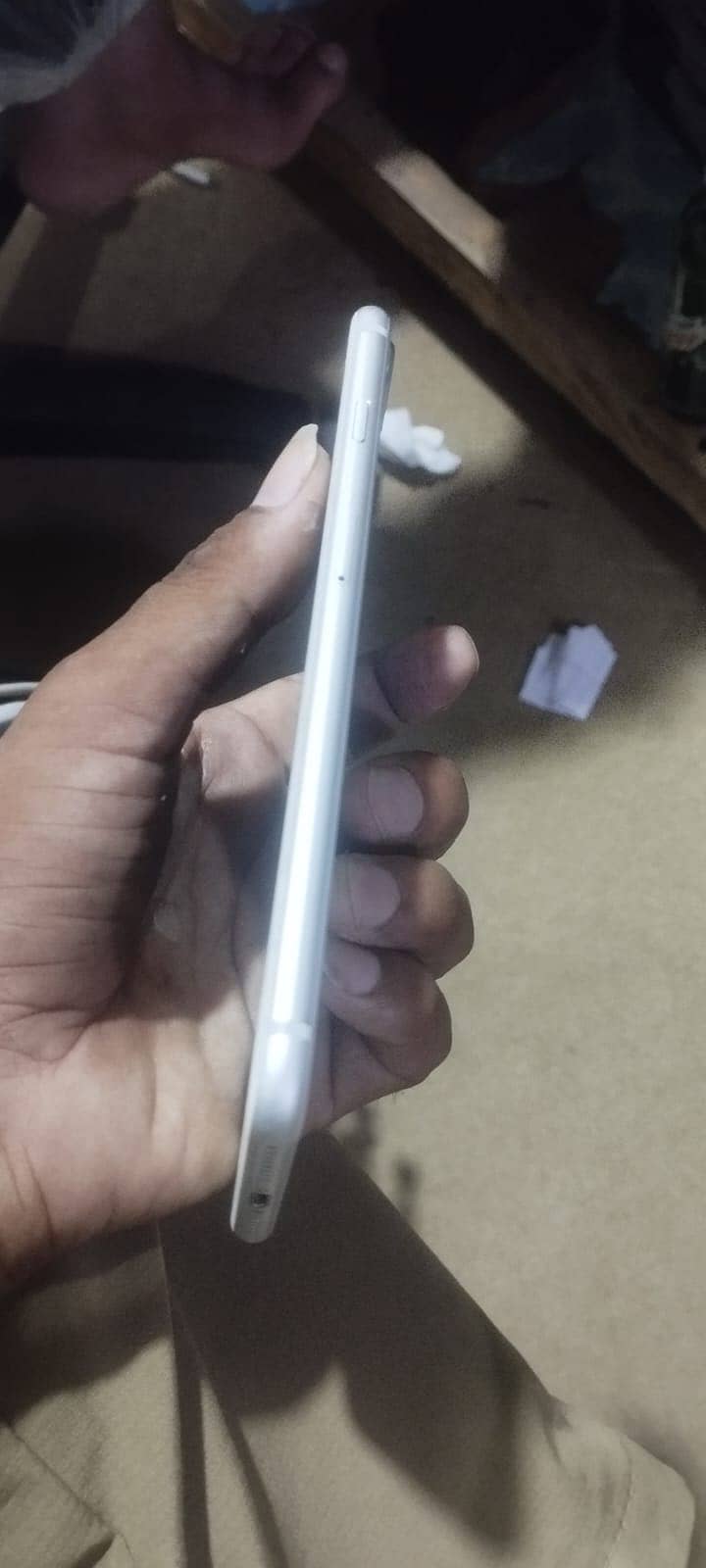 Apple iPhone 8 Plus 4