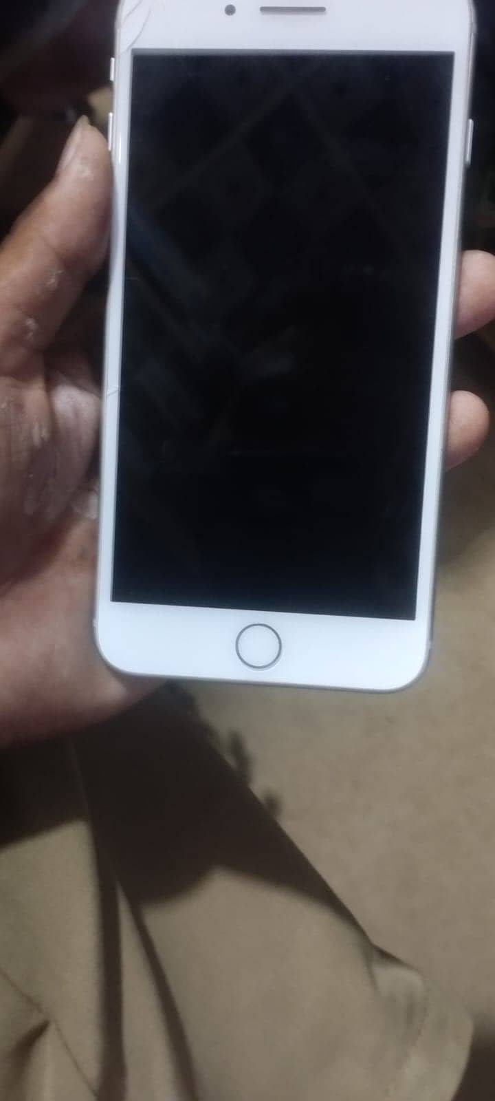 Apple iPhone 8 Plus 5
