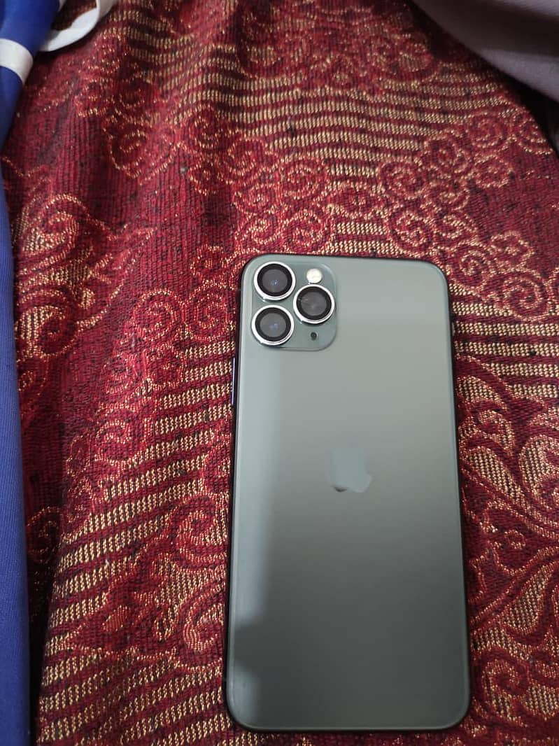 Apple iPhone 11 Pro 3