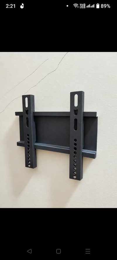 Haier 32' inch Led, slightly used, urgent sale