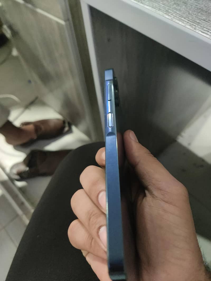 Samsung Mobile A06 2