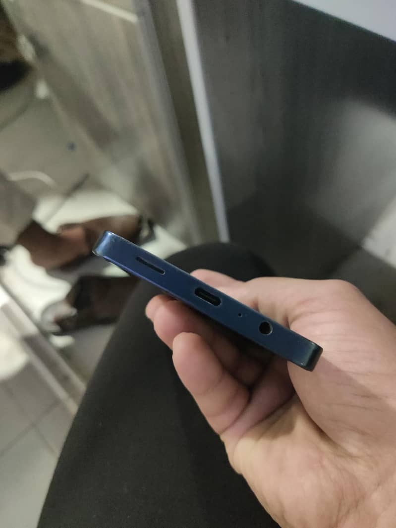Samsung Mobile A06 3