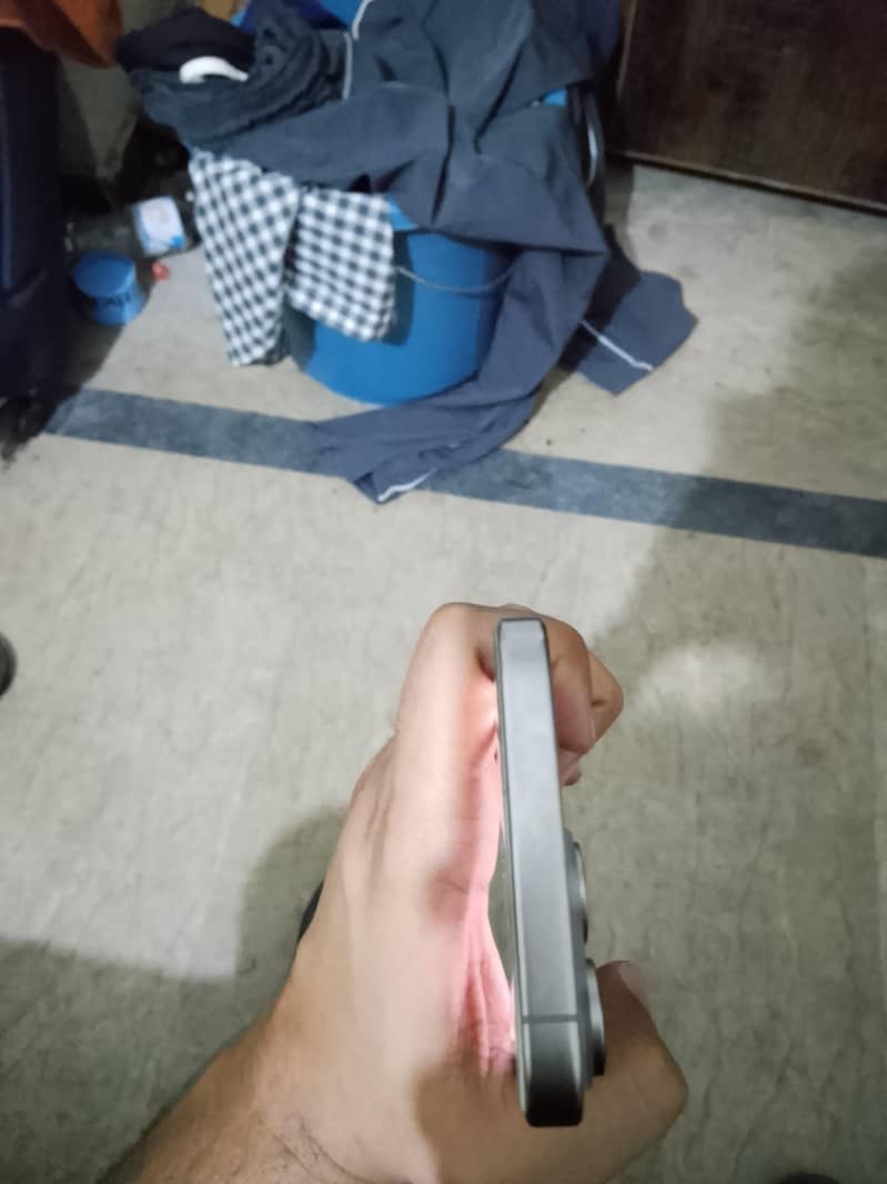 Apple iPhone 15 Pro Max 1