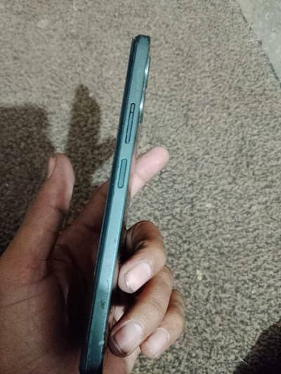 Vivo Y17s