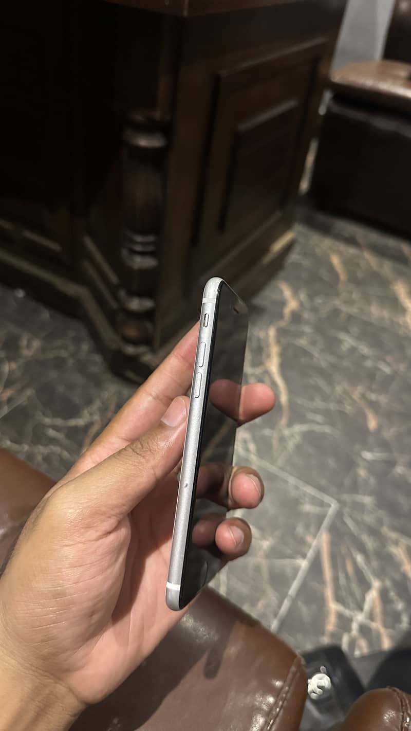 Apple iPhone SE PTA 1