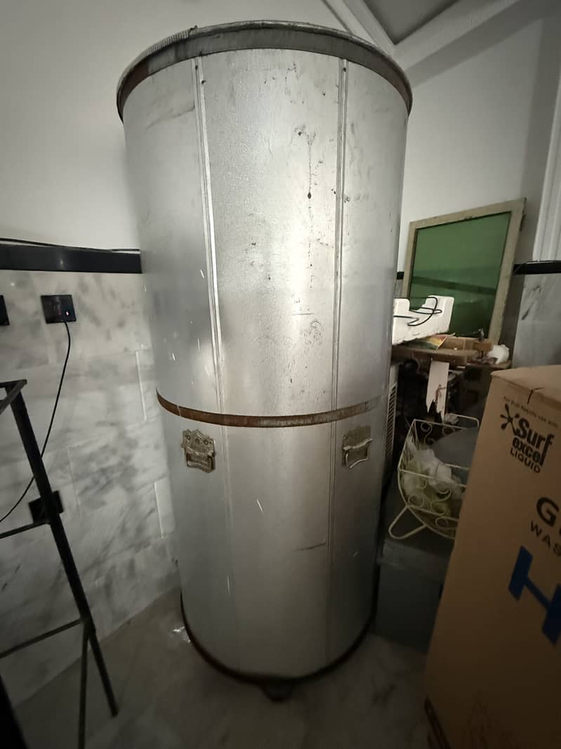 Wheat storage drum 8