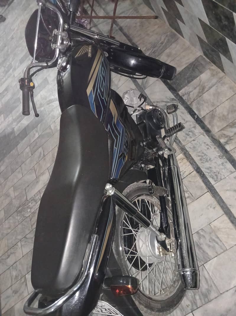 CD 70 Dream 2