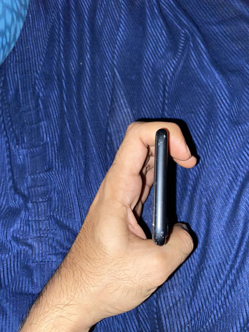 Apple iPhone 7 7
