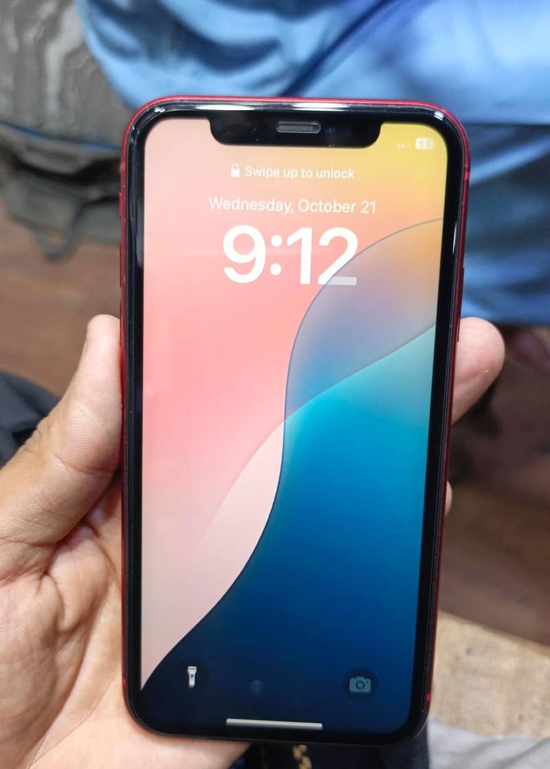 Apple iPhone 11 4