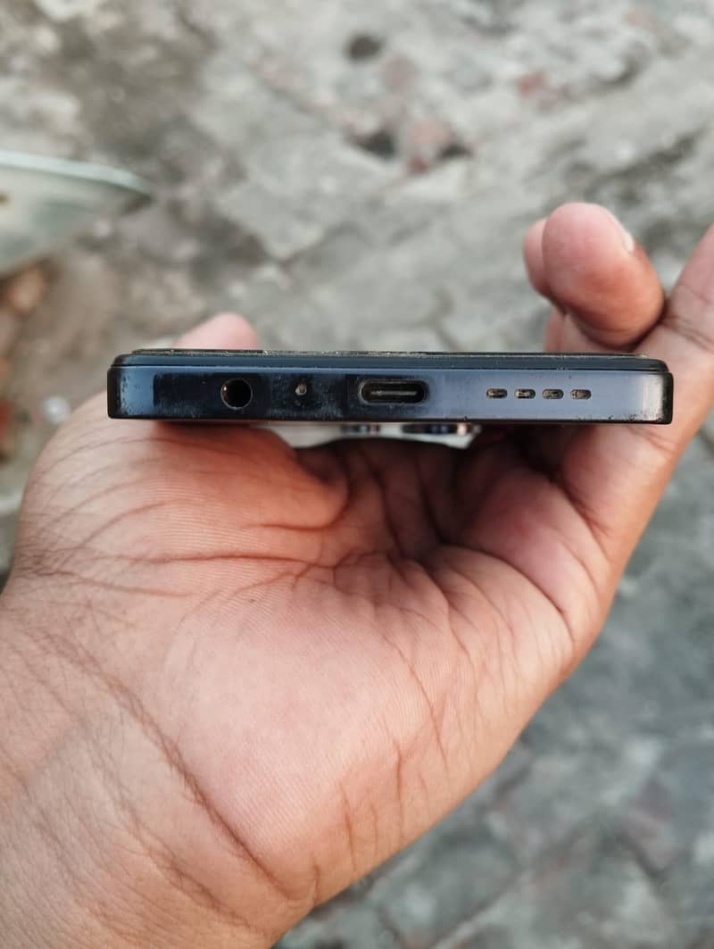 Infinix Note 30 Pro 5