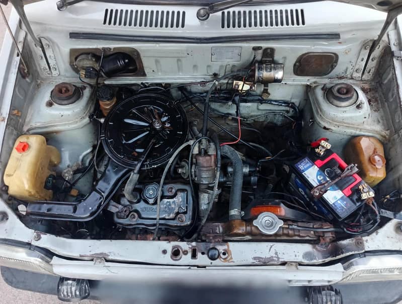 Suzuki Mehran VX 2000 8