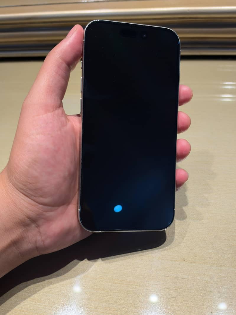Apple iPhone 15 Pro - Non PTA 3