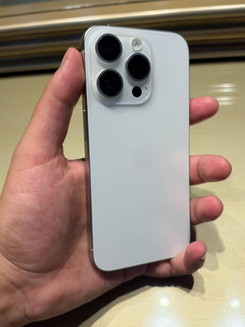 Apple iPhone 15 Pro - Non PTA 5