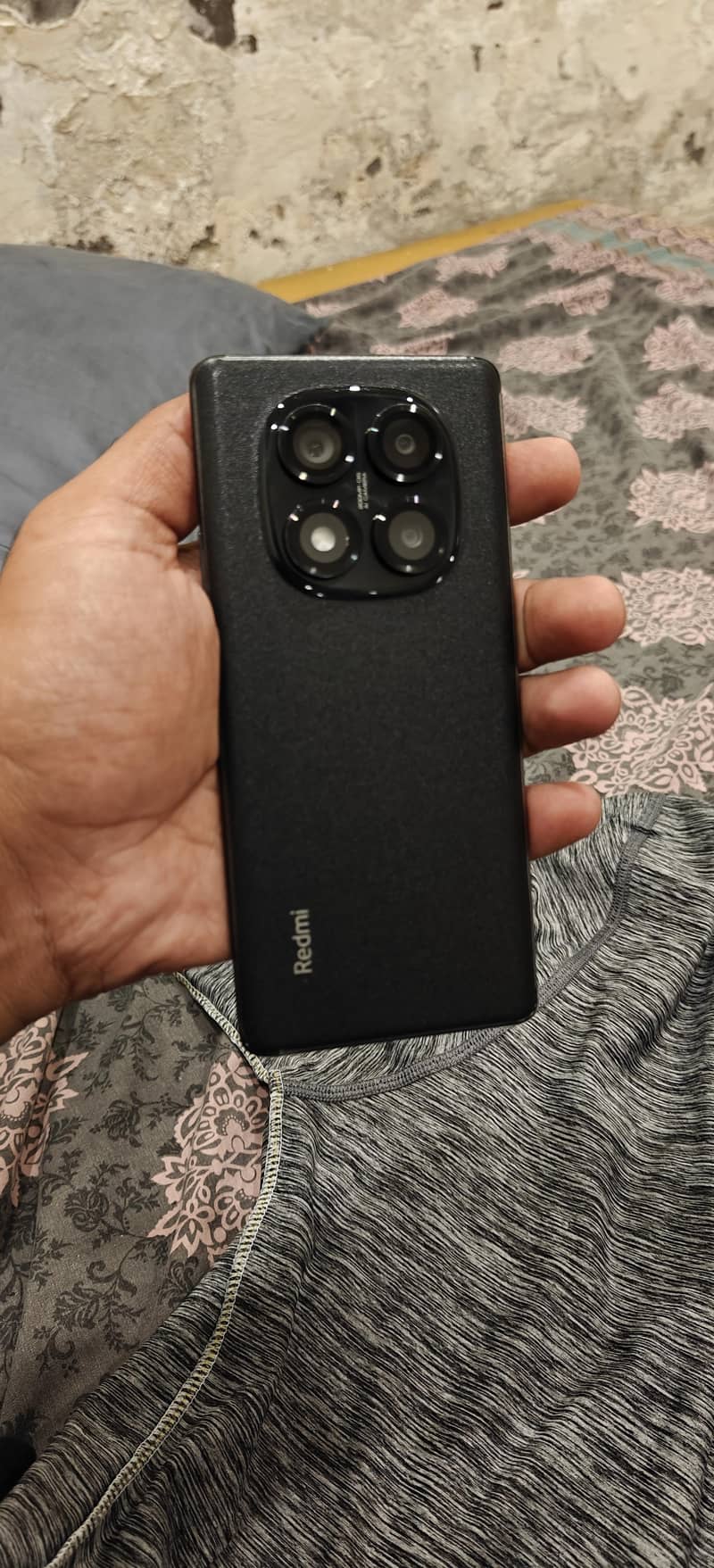 Xiaomi Redmi Note 14 Pro 1