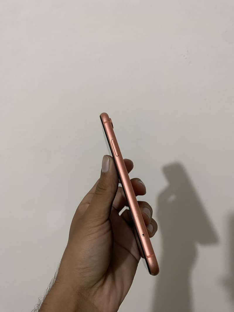Apple iPhone XR 3