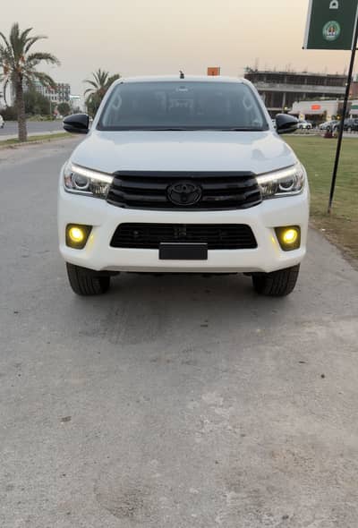 Toyota Hilux 2021