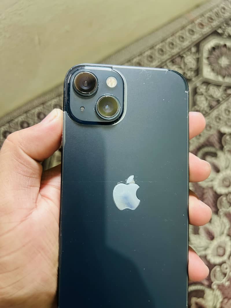 Apple iPhone 13 jv 4